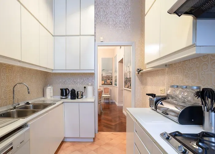 Colonna Traiana - The View Boutique Luxury In The Center Of Ancient